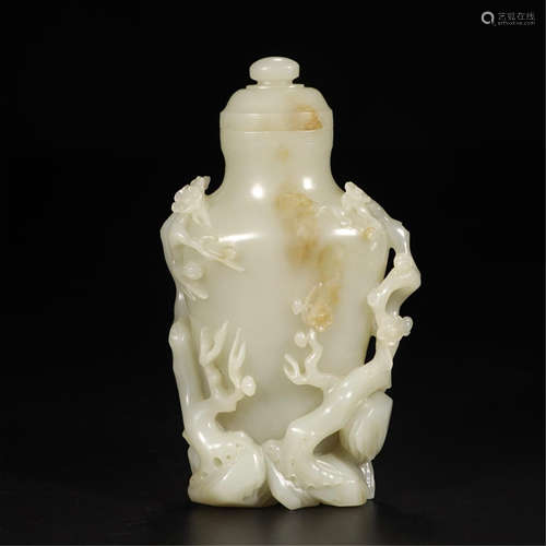 CHINESE JADE FLOWER LIDDED VASE