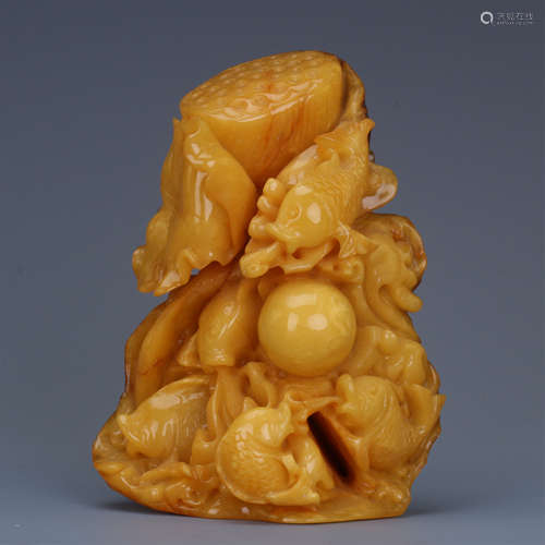 CHINESE HONEY AMBER FISH AND LOTUS TABLE ITEM