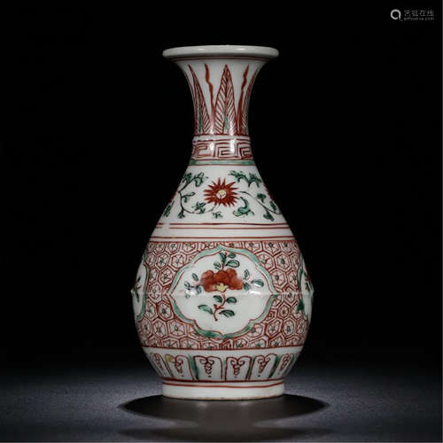 CHINESE PORCELAIN WUCAI FLOWER YUHUCHUN VASE