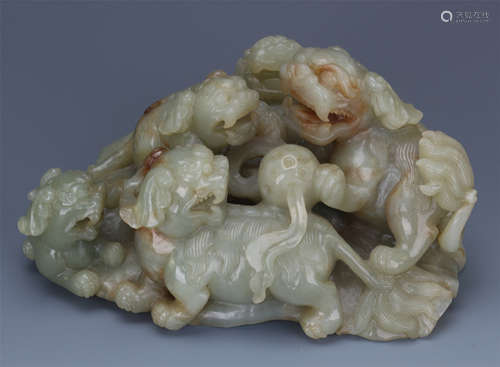 CHINESE JADE CRAVED BEAST TABLE ITEM