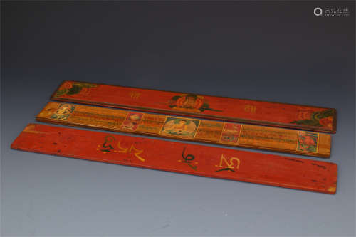 A SET OF TIBETAN INSCRIPT BOOKLET WITH COVER