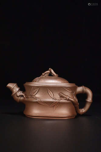 17-19TH CENTURY, A BAMBOO DESIGN PURPLE CALY TEAPOT, QING DYNASTY