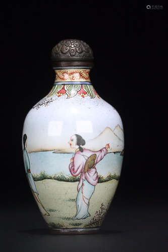 17-19TH CENTURY, A STORY DESIGN BRONZE ENAMEL SNUFF BOTTLE, QING DYNASTY