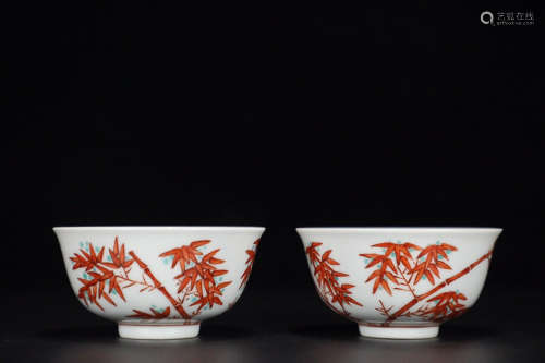 17-19TH CENTURY, A PAIR OF BAMBOO DESIGN  FAMILLE ROSE CUPS, QING DYNASTY