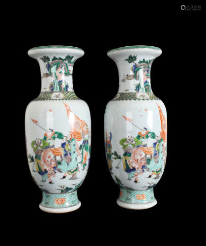 A PAIR OF THREE-GLAZED VASES IN GUANYIN BUDDHA DESIGN