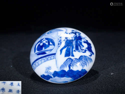 A BLUE&WHITE PORCELAIN BOX PAINTED STORY-TELLING PATTERN