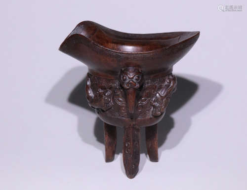 A CHENXIANG WOOD VESSEL CARVED BEAST&DRAGON PATTERN
