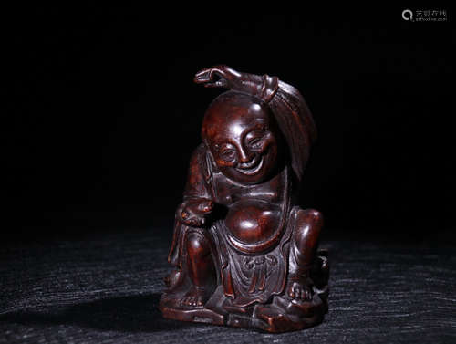 A CHENXIANG WOOD ORNAMENT SHAPED FIGURE