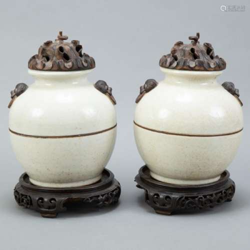 Pair Chinese Porcelain Covered Vases and Stands