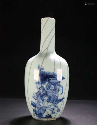 A GE KILN VASE WITH BLUE&WHITE PATTERN