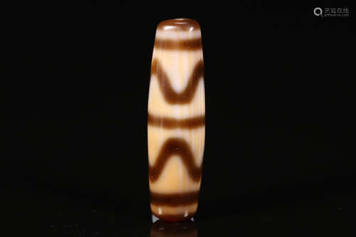 A TIBETAN AGATE DZI