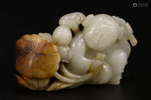 A HETIAN JADE ORNAMENT OF CHILD