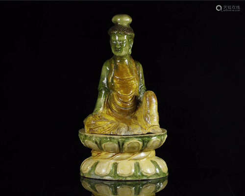 A SONG THREE-COLOR GLAZE GUANYIN PATTERN BUDDHA