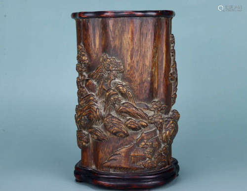 A CHENXIANG WOOD PEN HOLDER CARVING LANDSCAPE PATTERN