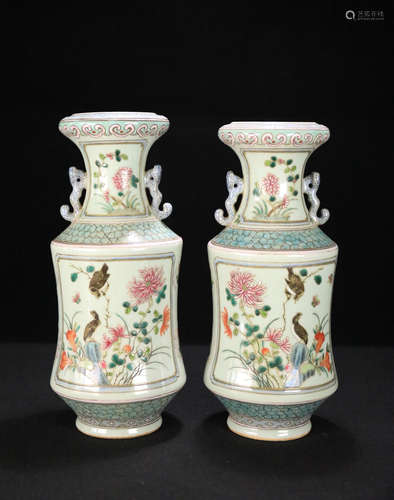 A PAIR OF FAMILLE FLOWER AND BIRDS PATTERN VASE