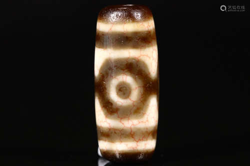 A HEARTFELT TIBETAN AGATE DZI