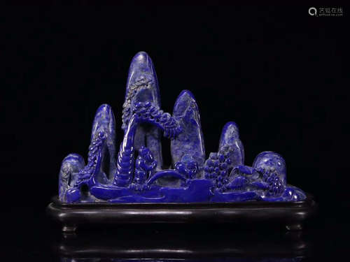 A LAZULI CARVED MOUNTAIN SHAPED PEN SHELF