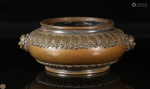 A BRONZE CASTED DOUBLE EAR CENSER