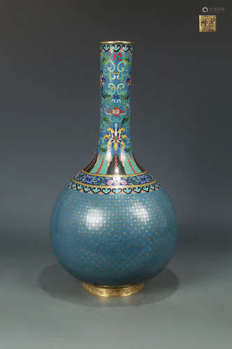 A CLOISONNE CASTED FLORAL PATTERN VASE