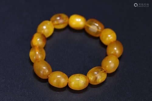 A AMBER BEADS STRING BRACELET