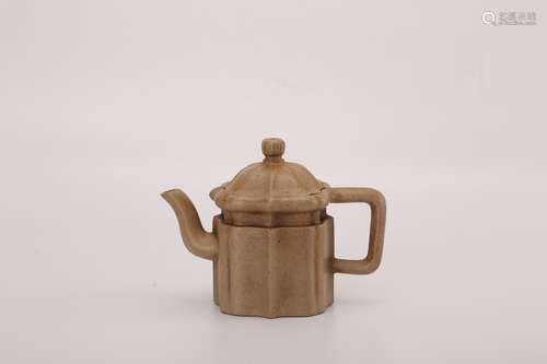 Chinese yixing teapot, marked Dong Han.