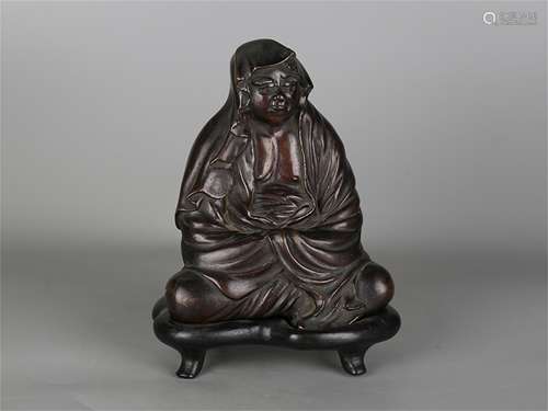 Chinese bronze figure.