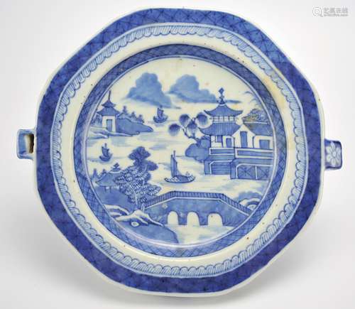 Chinese Thick Walled Blue&White Warm Plate,18th C.