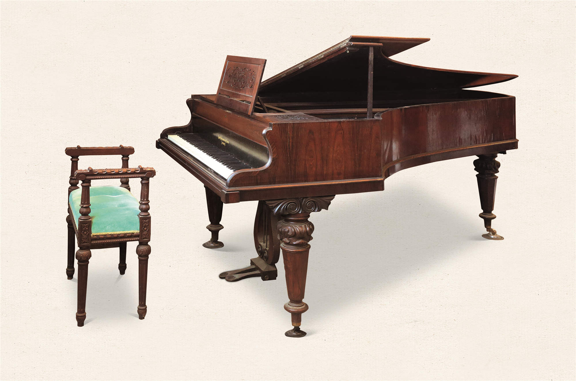 19世纪英国布罗德伍德三角钢琴