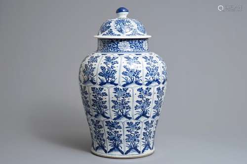 A large Chinese blue and white baluster jar and cover, Kangxi