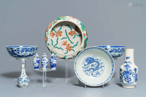 A varied collection of Chinese blue and white and famille verte porcelain, 19th C.
