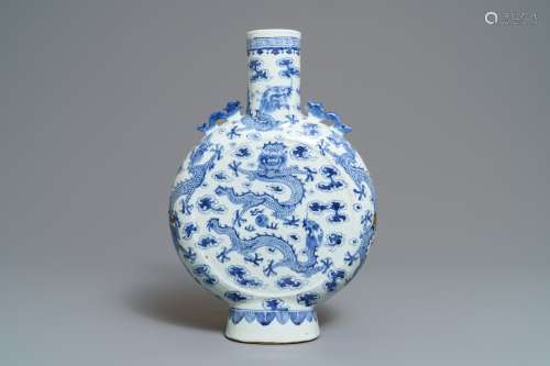 A Chinese blue and white 'dragon' moonflask, 19th C.