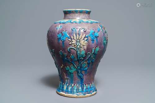 A large Chinese fahua meiping vase with floral design, Ming