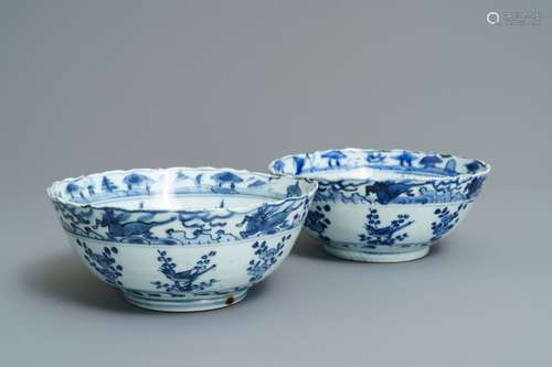 A pair of Chinese blue and white bowls, Wanli