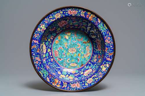 A large Canton enamel basin, 18/19th C.