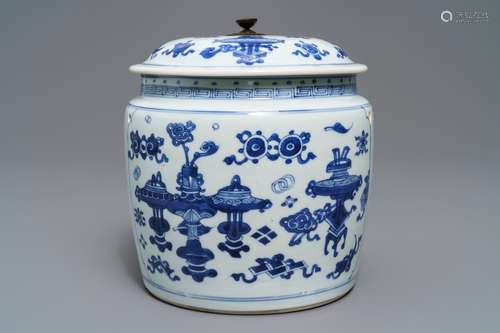 A Chinese blue and white bowl and cover with antiquities design, Kangxi