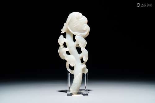 A Chinese white jade lingzhi model, 19/20th C.