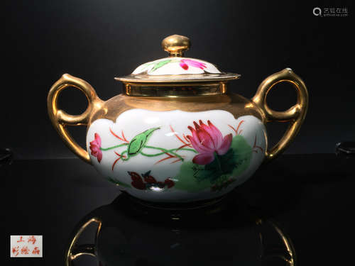 A FAMILLE ROSE PORCELAIN POT WITH GILT BRONZE EMBEDED (SOME RABBET)