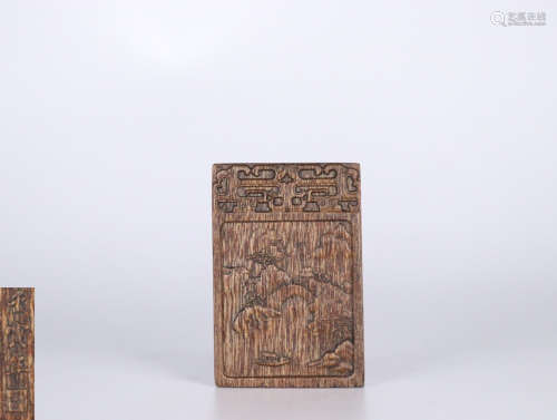 A CHENXIANG WOOD PENDANT WITH POETRY PATTERN