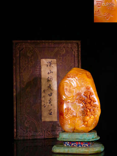 A TIANHUANG STONE ORNAMENT OF STORY-TELLING CARVING