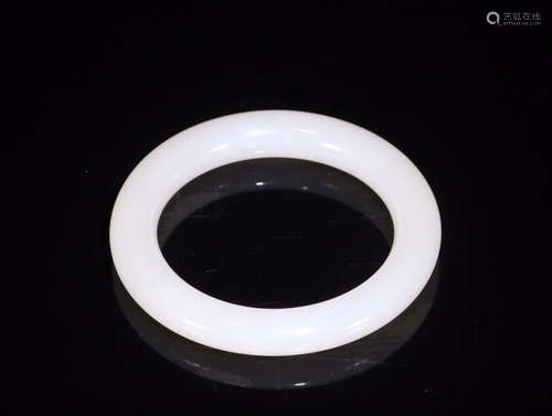 A HETIAN JADE BANGLE