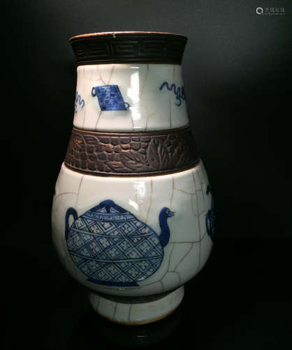 A GE YAO GLAZED PORCELAIN VASE