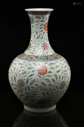 A Chinese Famille-Rose Porcelain Vase