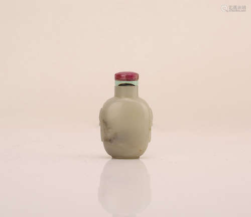 A Chinese Carved Jade Snuff Bottle