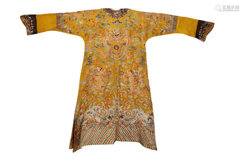 A Chinese Yellow Ground Embroidery Robe