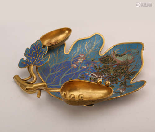 A Chinese Cloisonne Leaf-Shape Brush Washer