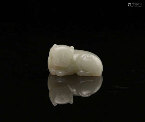 A Chinese Carved Jade Cat