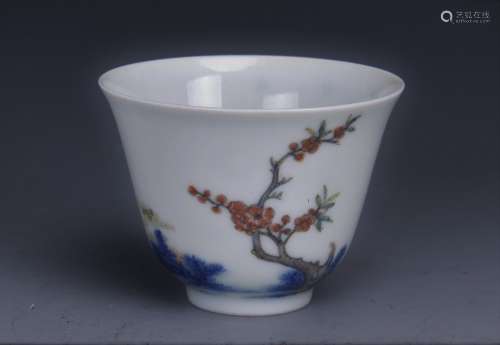 Wucai Porcelain Tea Cup with Mark