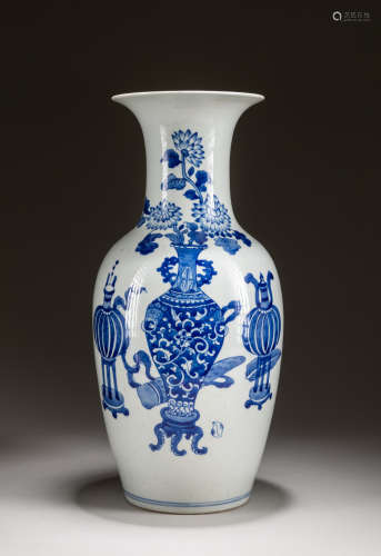 1890-1930 Chinese Antique Blue&White Vase