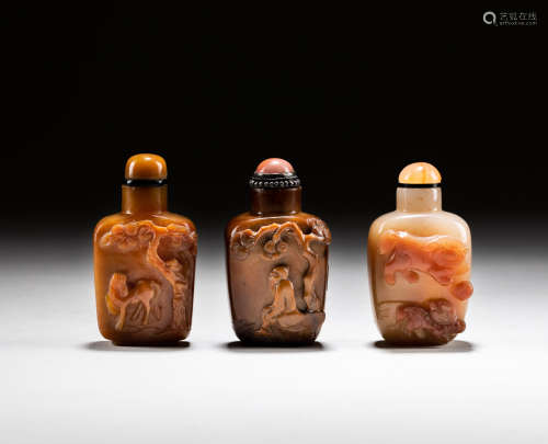 Group 19th Cameo Agate Snuff Bottles