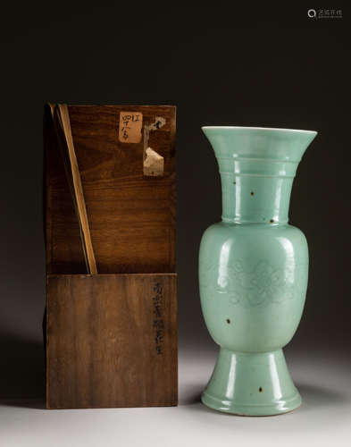 Korean Antique Celadon Glazed Beaker Vase